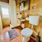 Appartement House Maja *